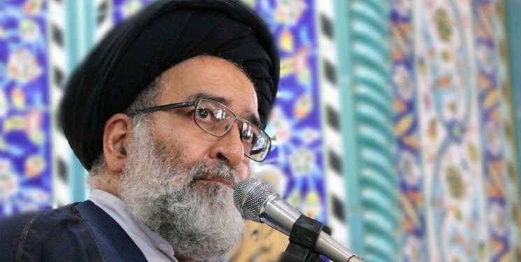 گلایه‌های امام جمعه موقت ورامین از برخی مدیران اجرایی شهرستان