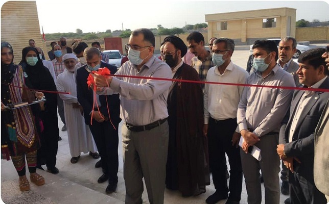 مدرسه ۶ کلاسه ذرتی در بندرعباس افتتاح شد