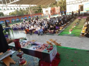 مراسم استقبال از پیکر مطهر شهید گمنام در آموزش و پرورش ناحیه یک بندرعباس برگزار شد
