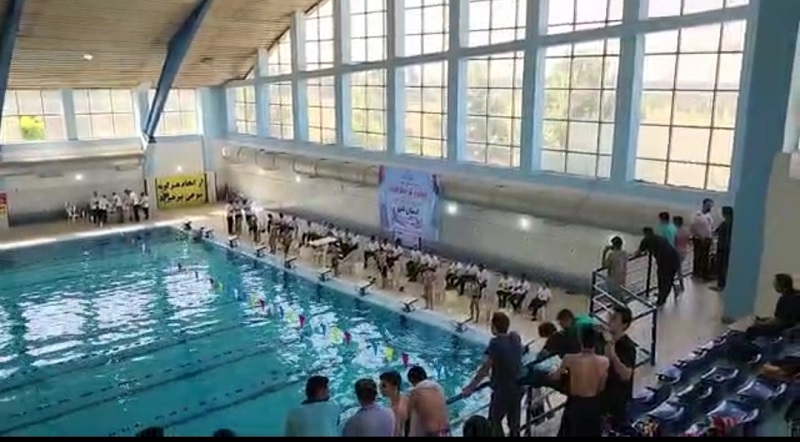 طلا و نقره دانش آموز هرمزگانی در اولین روز از مسابقات شنای کشوری